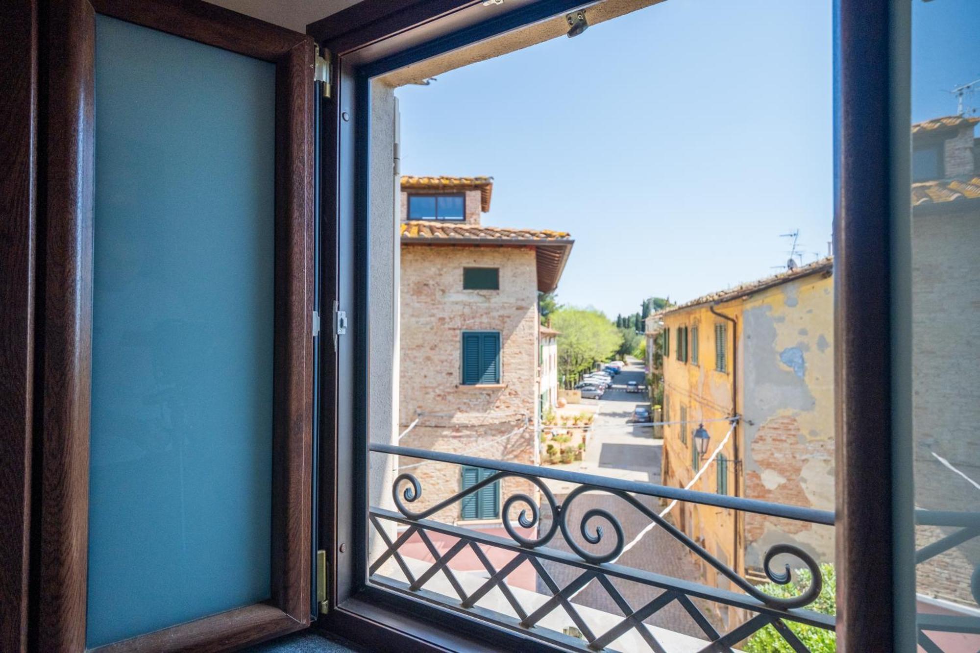 Hotel Il Leoncino à Palaia Extérieur photo