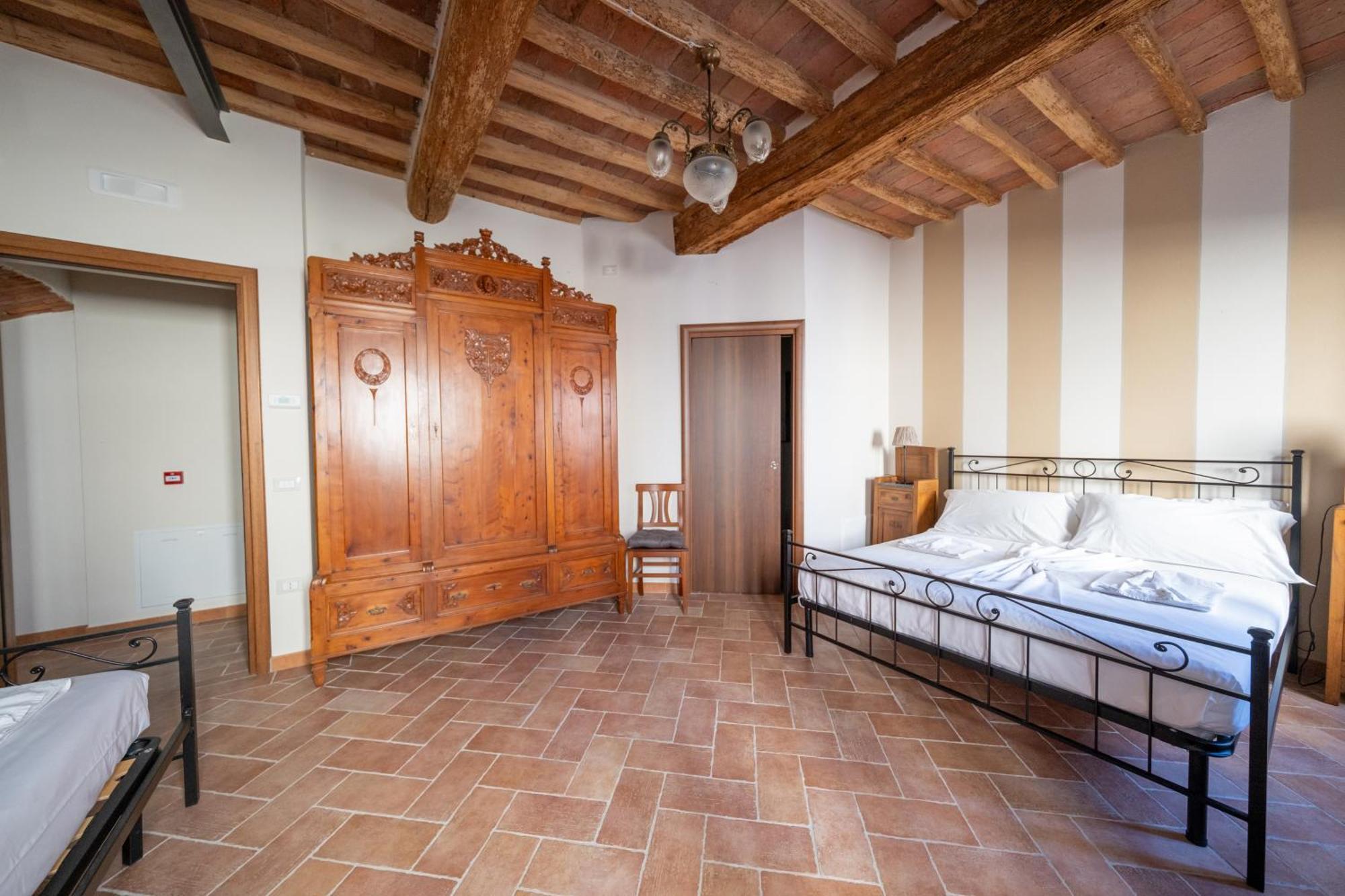 Hotel Il Leoncino à Palaia Extérieur photo