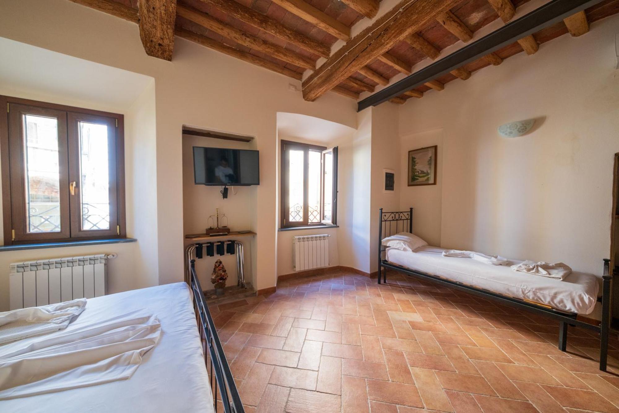 Hotel Il Leoncino à Palaia Extérieur photo
